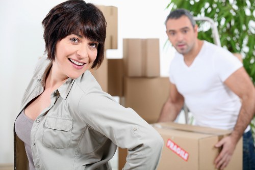Payment and cancellation conditions for a storage service contract